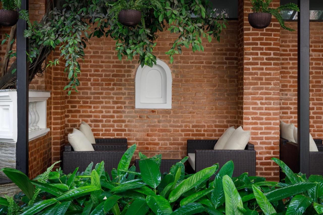 Hotel Thrive, A Tropical Courtyard Kathmandu Exterior photo