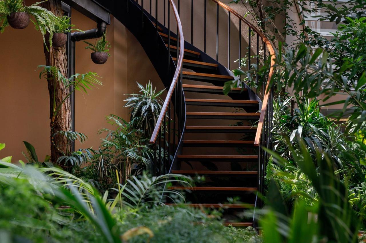 Hotel Thrive, A Tropical Courtyard Kathmandu Exterior photo