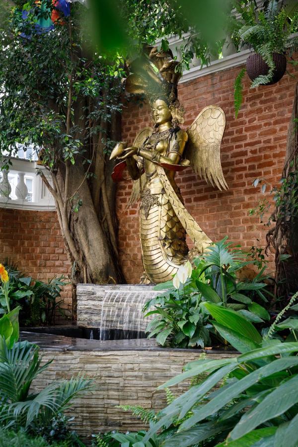 Hotel Thrive, A Tropical Courtyard Kathmandu Exterior photo