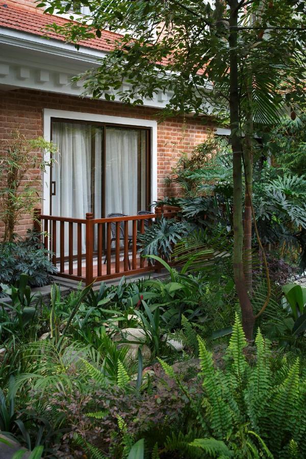 Hotel Thrive, A Tropical Courtyard Kathmandu Exterior photo