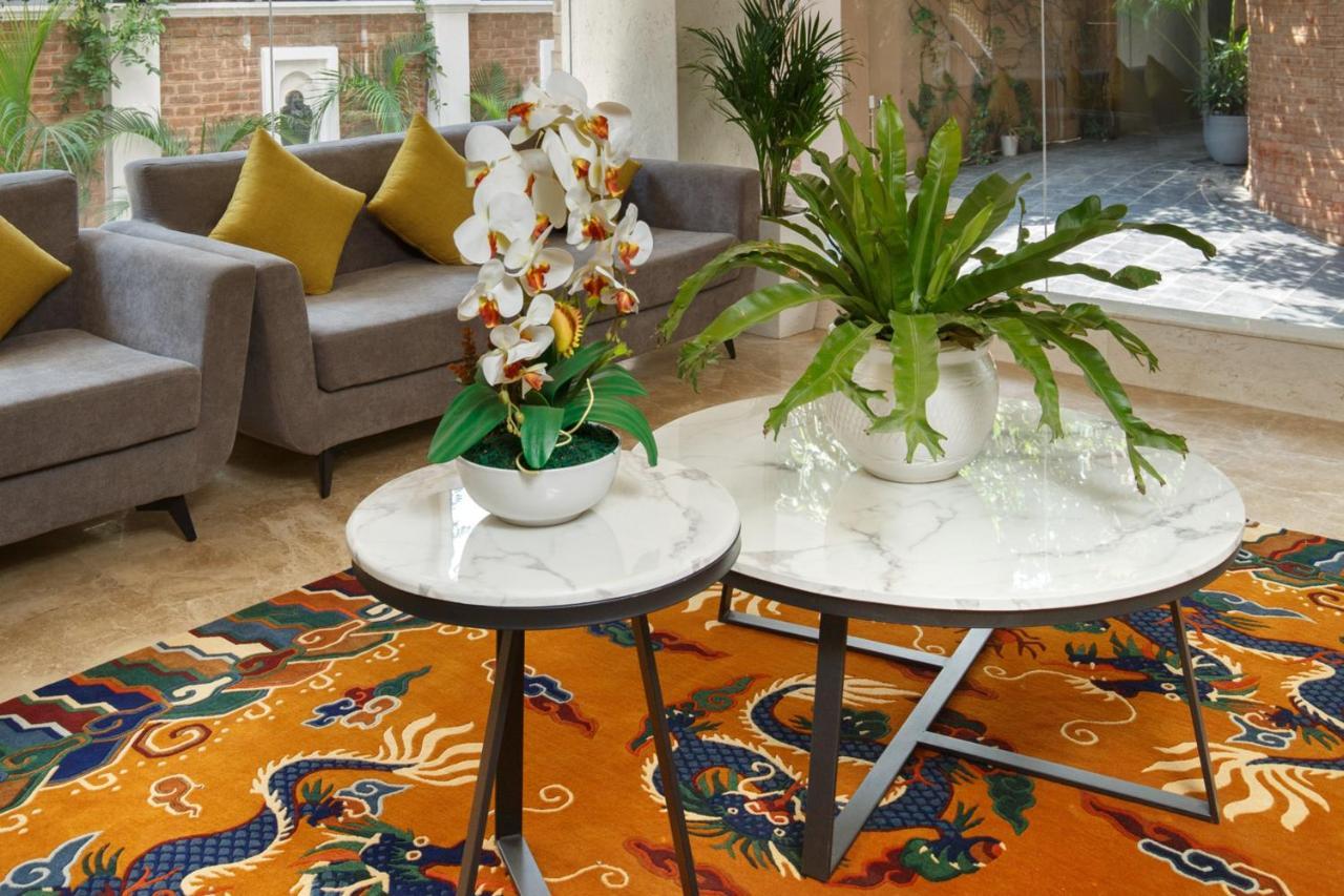 Hotel Thrive, A Tropical Courtyard Kathmandu Exterior photo