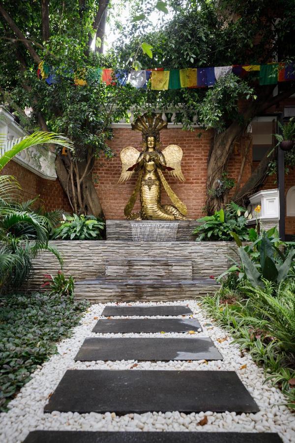 Hotel Thrive, A Tropical Courtyard Kathmandu Exterior photo
